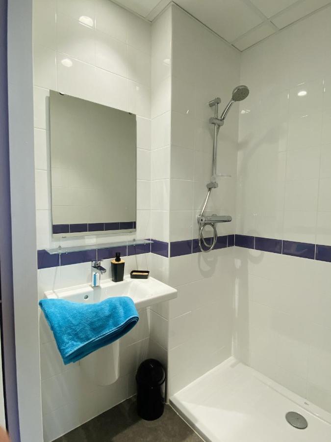 Hostel Flamingo Nimes Gare Centre 外观 照片